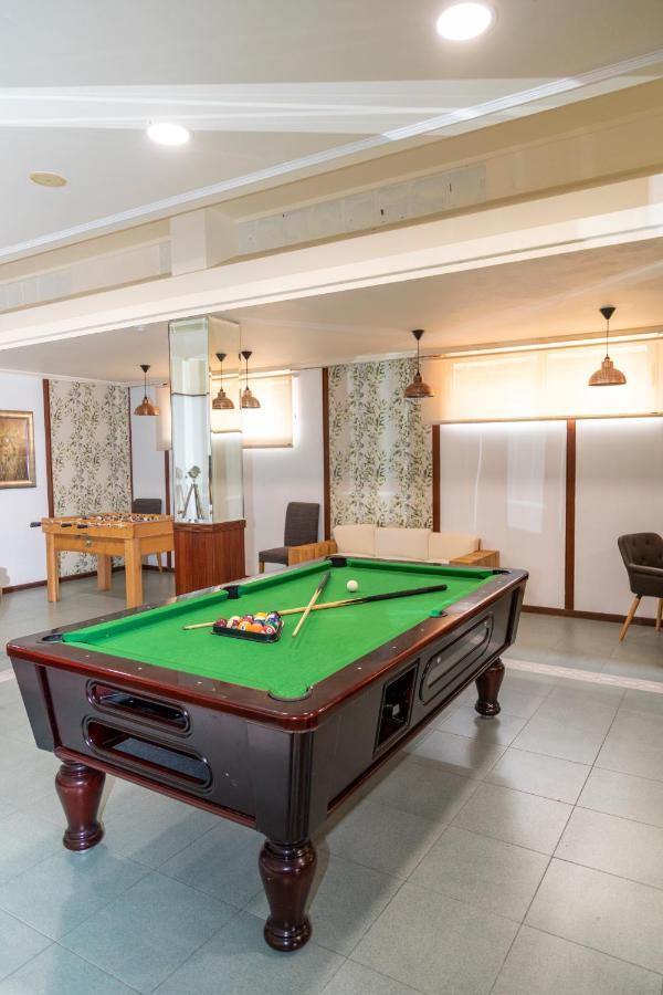 Hotel Ria De Суансес Екстериор снимка